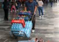 Aplica Metro de la CDMX nuevo reglamento para retirar comercio semifijo en vestíbulos y pasillos