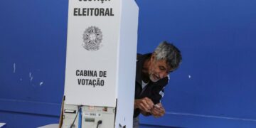 Arrancan en Brasil las elecciones presidenciales