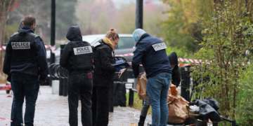 Tiroteos en las afueras de París dejan un muerto y cuatro heridos; investigan posible móvil terrorista